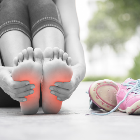 Flat Feet Symptoms, Causes, and How to Fix Flat Feet Pain
